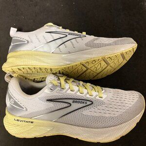Brooks - Levitate 6 - Running Shoes – Women’s Size 8